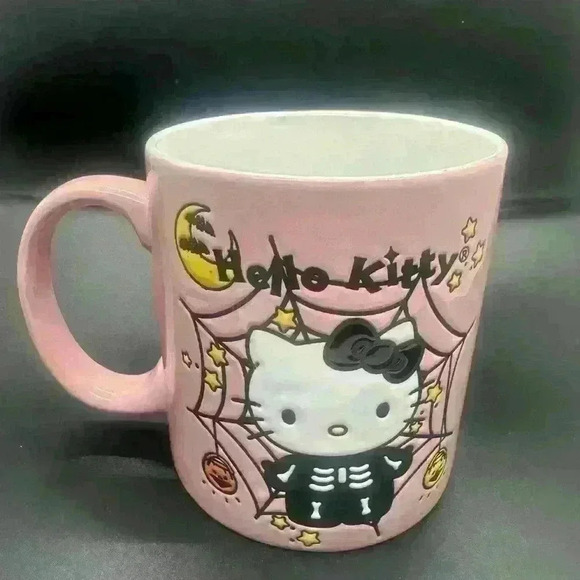 Hello Kitty Pink Spider Halloween Ceramic Mug 🩷 🕷️ 🩷 - Picture 1 of 3